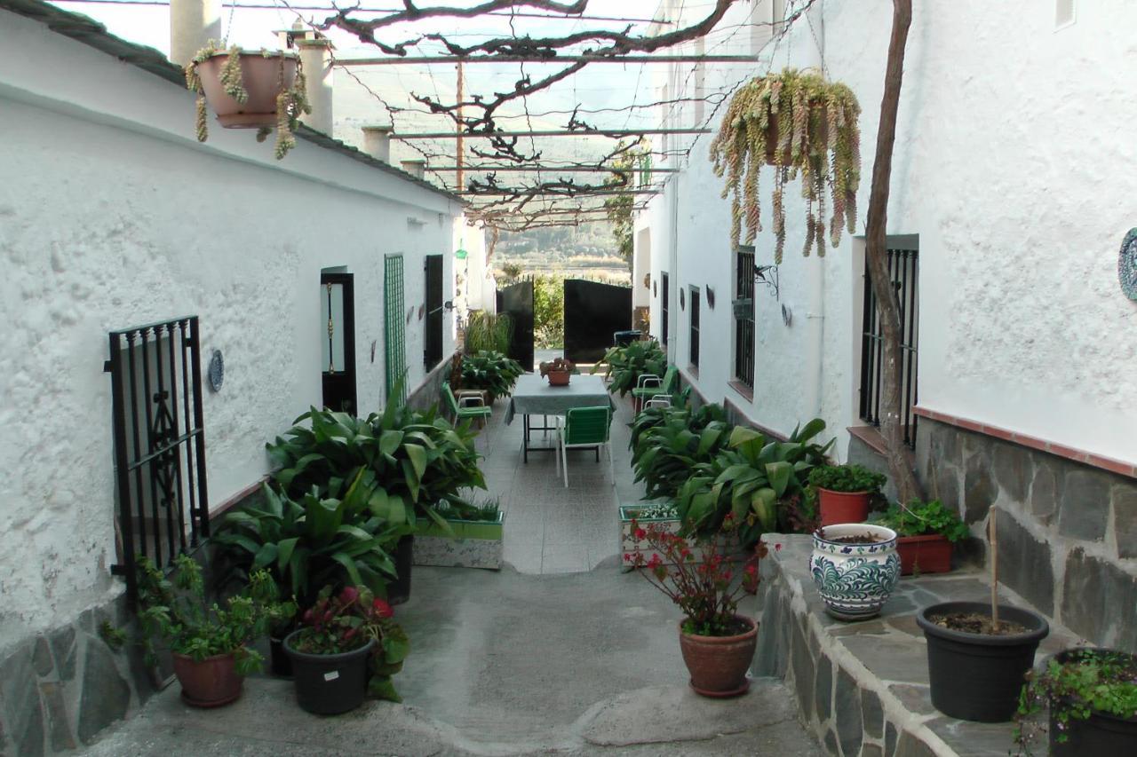 Hostal La Granada Orgiva Exterior foto