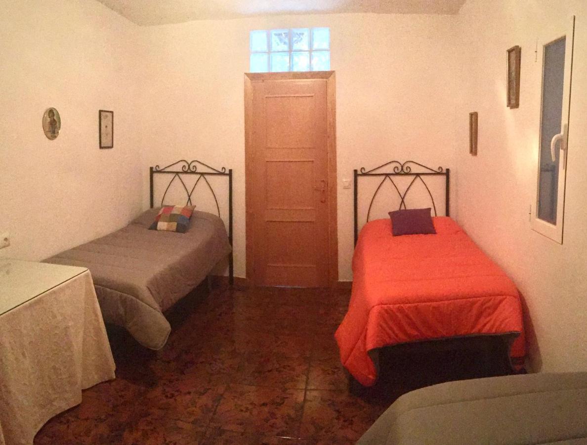 Hostal La Granada Orgiva Exterior foto