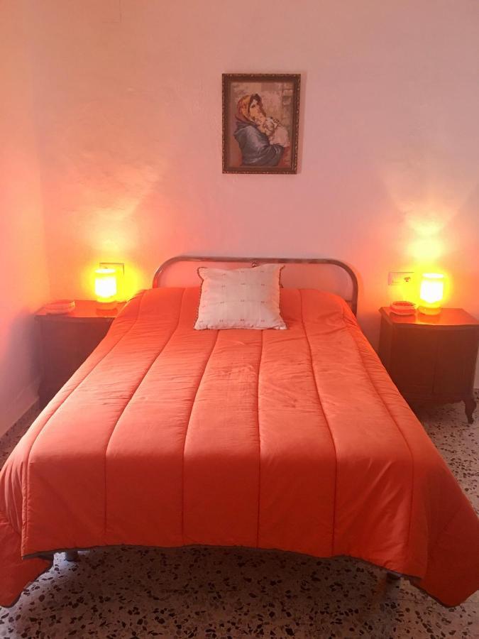 Hostal La Granada Orgiva Exterior foto